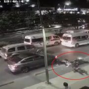 Motociclista atropelló a peatón que cruza la ciclovía en Chiapas