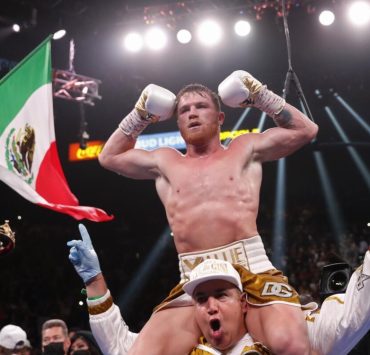 Canelo ganó ante Jaime Munguía por la vía de decisión unánime