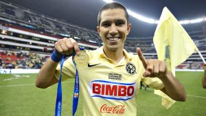 Molina ganó dos títulos con América, en el Clausura 2013 y Apertura 2014. 