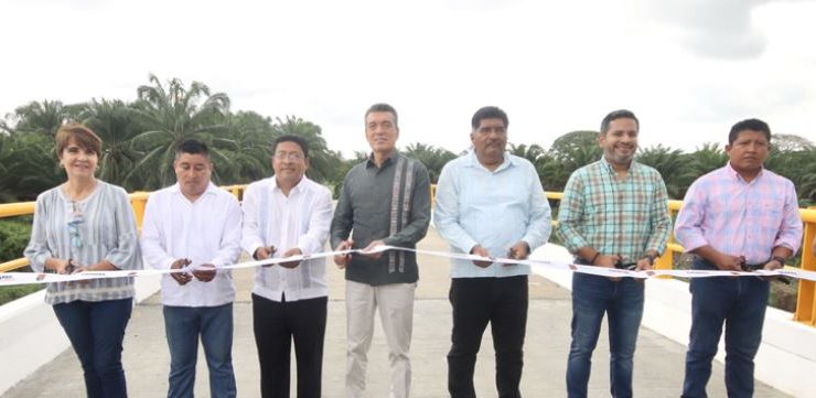 SOP Inaugura la reconstrucción del puente