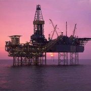 Encuentran nuevo pozo petrolero