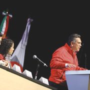 Alejandro Moreno lidera al PRI