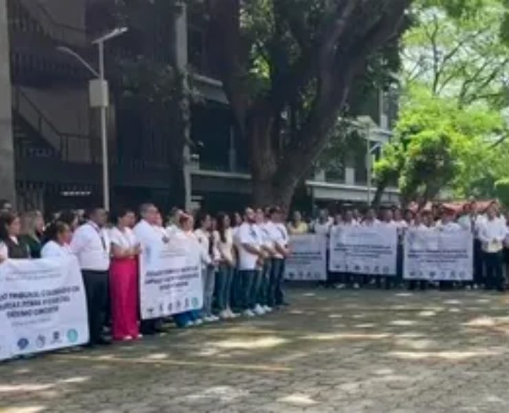 Trabajadores del Poder Judicial se manifiestan contra la reforma judicial en Chiapas