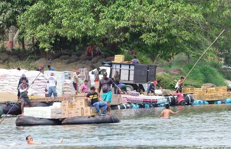 Migrantes en tránsito por México