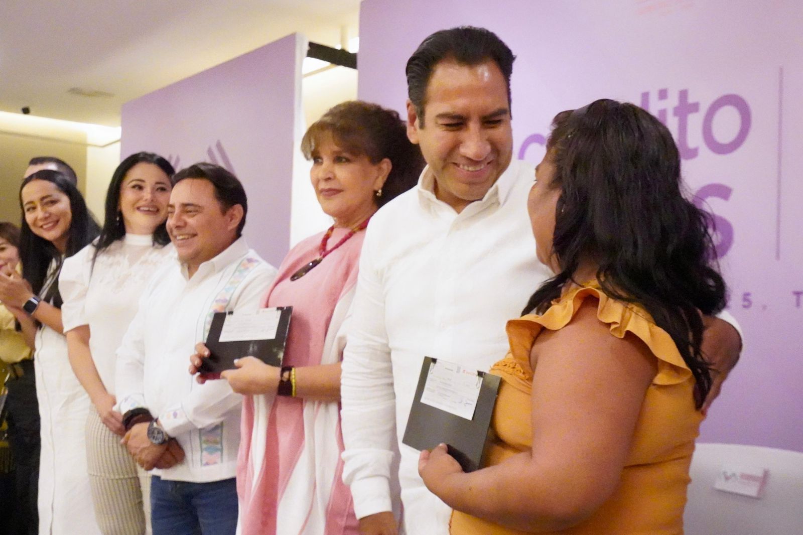 compromiso con las mujeres